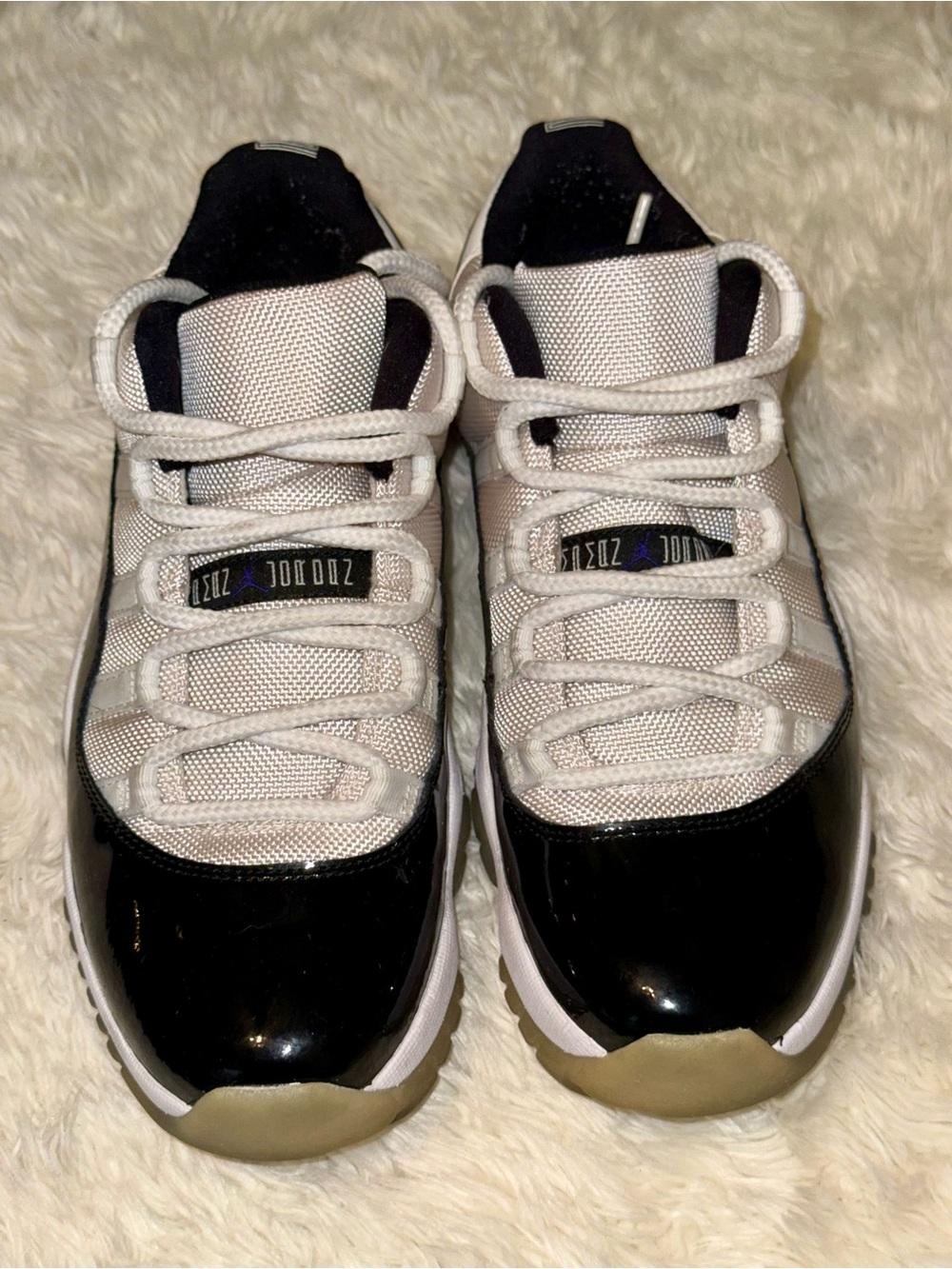 Air Jordan 11 Low Concord Sneakers | Women’s Size 7.5